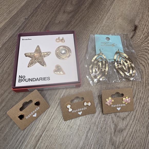 Gold and Pink Earring and Brooch Set - Picture 2 of 3